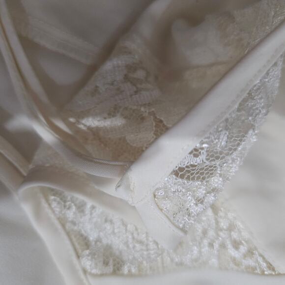 Vintage Victorias Secret Chemise Slip White 90s Y2K Mini Gold Label Nightie XS - Picture 8 of 15